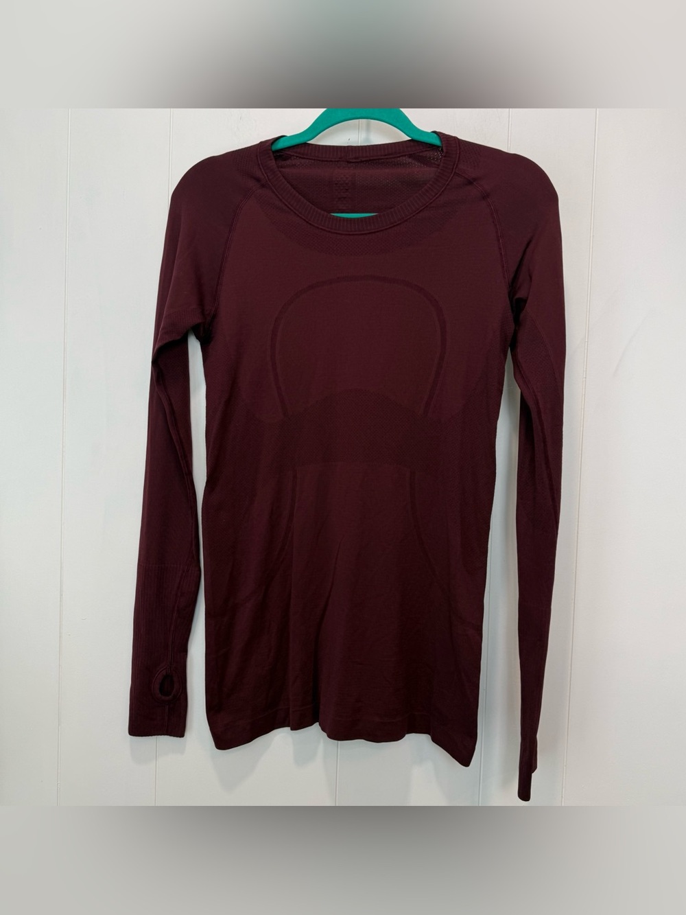 Lululemon Maroon Long Sleeve Swiftly Tech Top Size 8